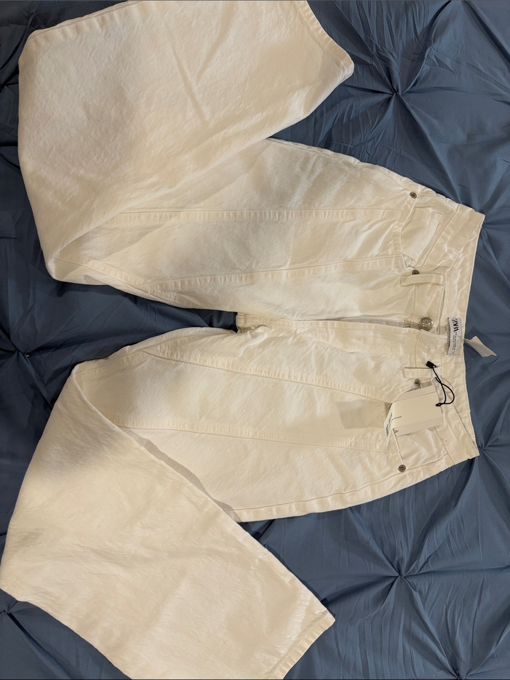 Zara White High-Waist Straight Jeans